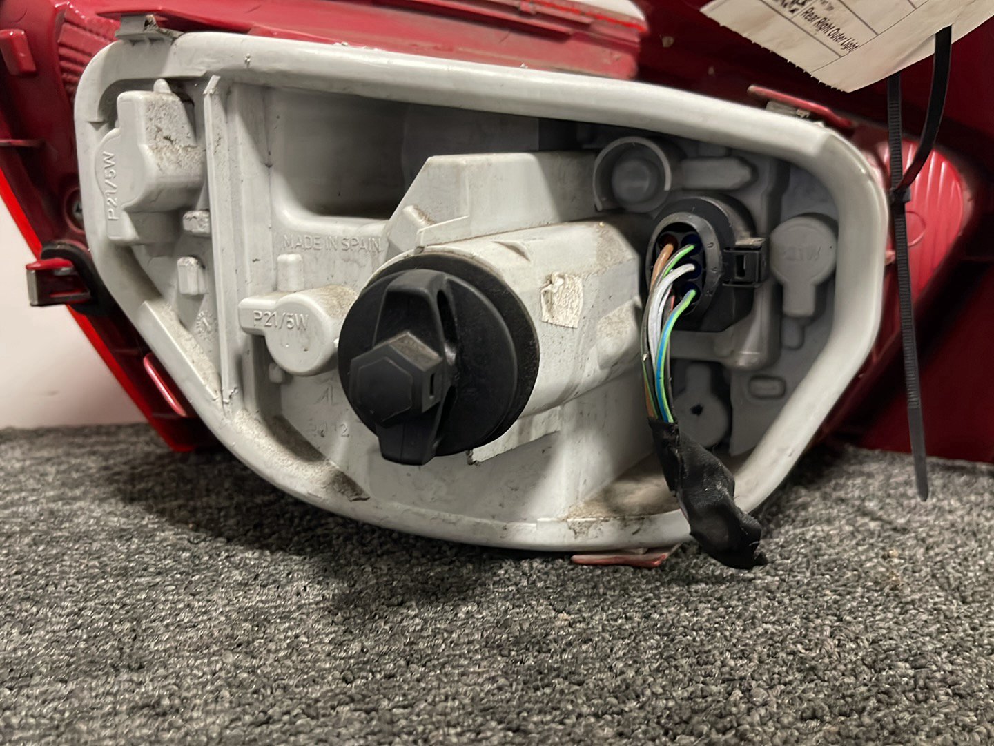 2011 Seat Ibiza MK4 FL- 6J Genuine Rear Right O/S Outer Tail Light 6J4945112B
