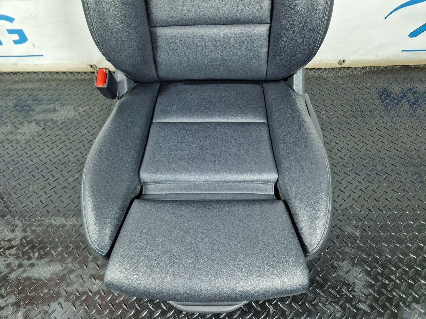 14-20 MERCEDES BENZ GLA X156 GENUINE FRONT LEFT N/S HEATED BLACK LEATHER SEAT