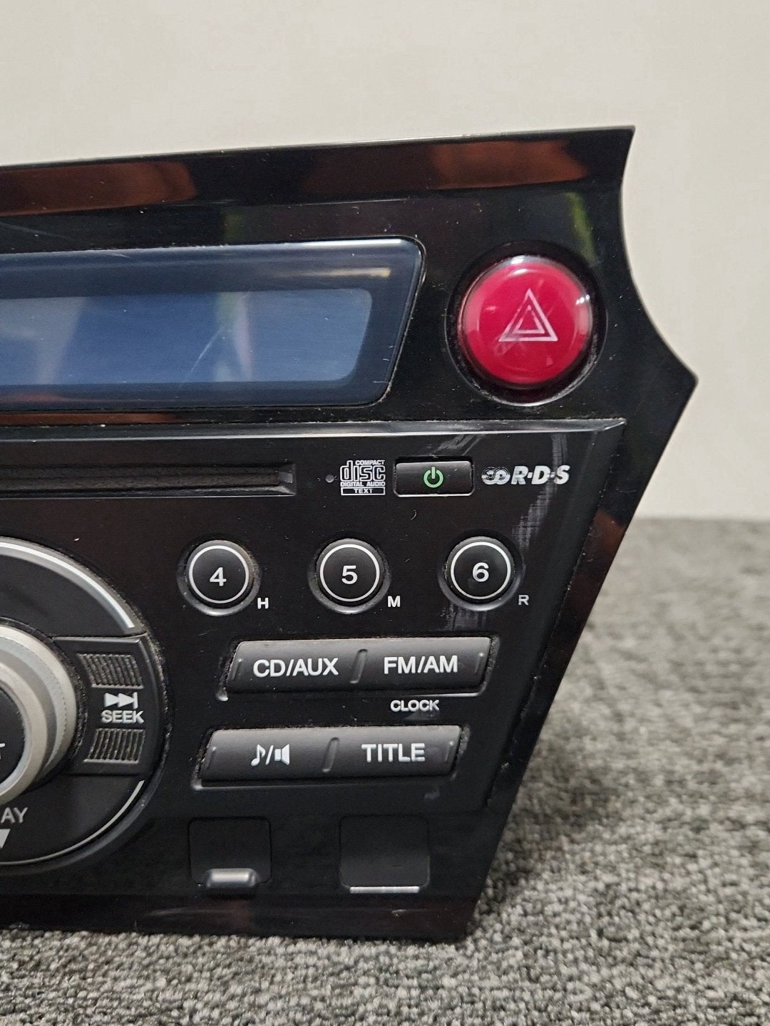 Honda Insight MK2 (ZE2) Genuine Radio Stereo CD Player Head Unit 39100-TM8-E01