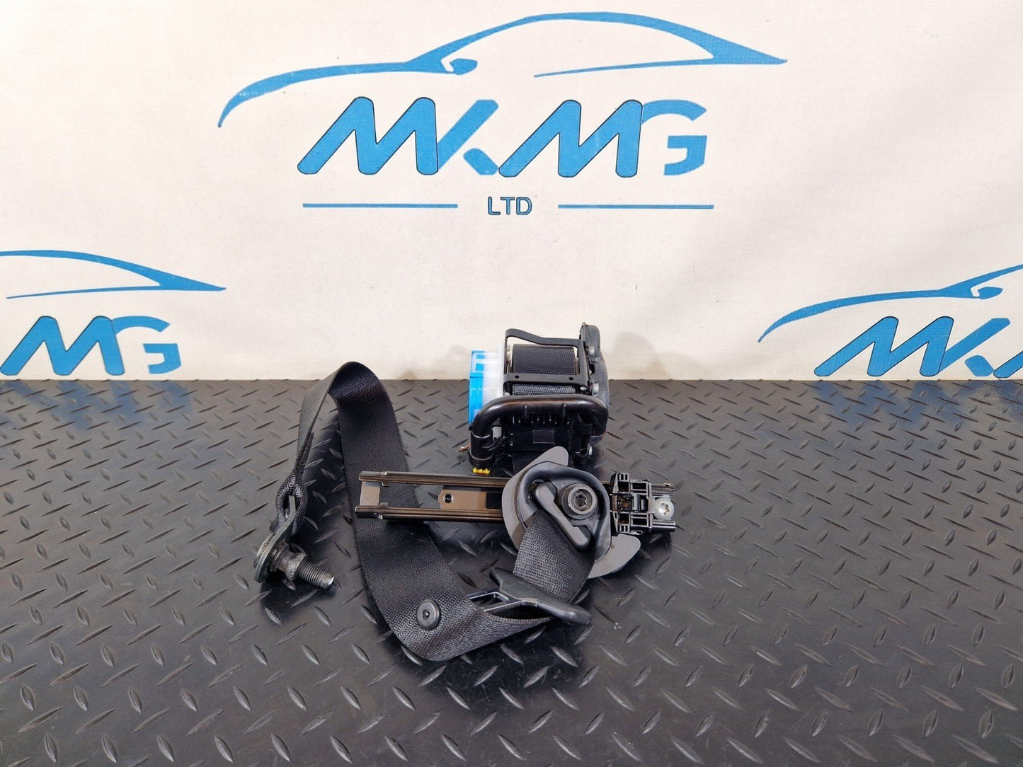 12-18 MERCEDES BENZ B-CLASS W246 SEAT BELT FRONT LEFT SIDE A2468602585