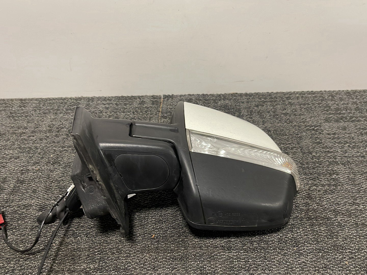 Vauxhall Combo MK3 (D) (61VO) Cargo Van Genuine Front Left N/S Door Wing Mirror