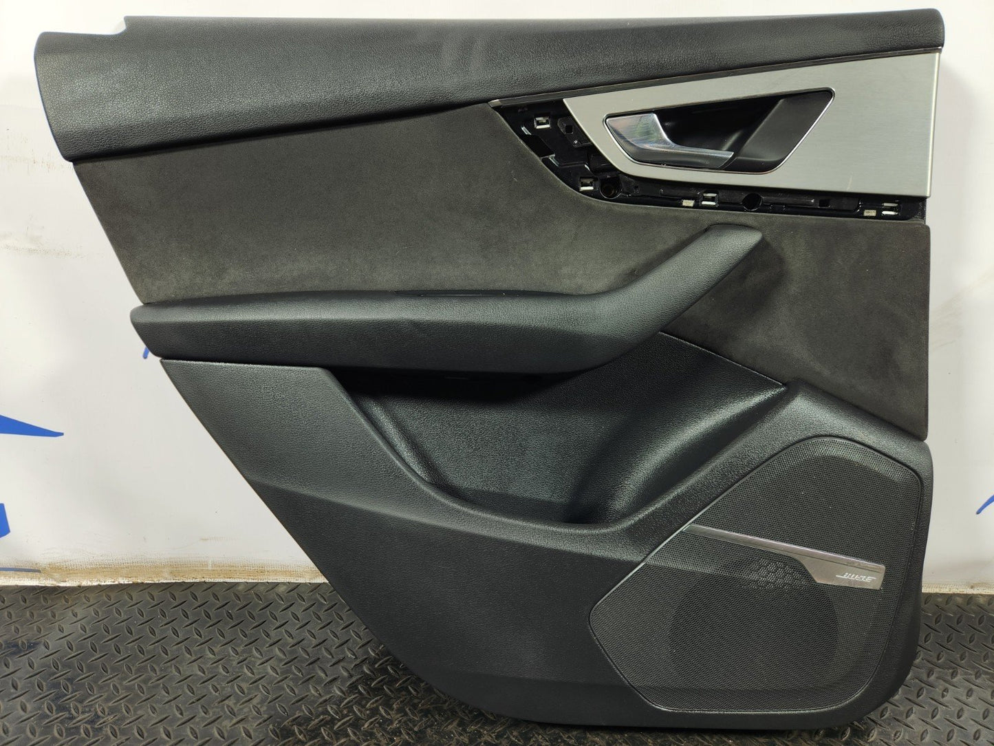 16-20 AUDI Q7 4M REAR LEFT INTERIOR DOOR CARD PANEL ALCANTARA TRIM 4M0867305