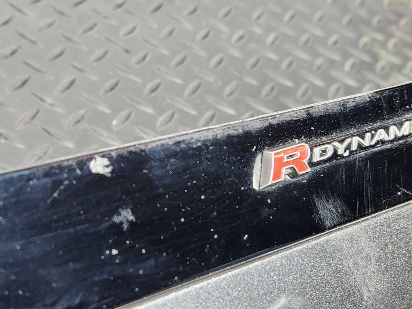 Range Rover Evoque L551 OEM Front Right O/S Door Moulding R-Dynamic K8D221064C