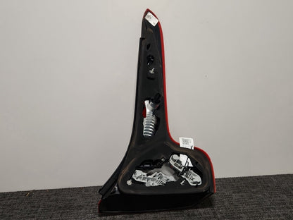 2011 Volvo C30 MK1 FL (MK) (533) Genuine Rear Left N/S Tail Light 31213913