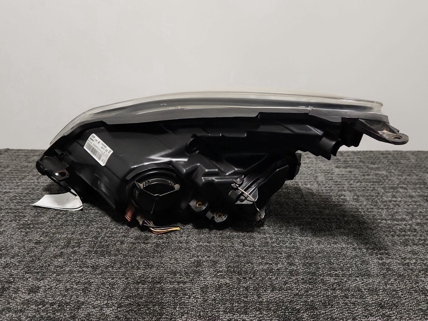 Vauxhall Corsa MK3 (D) (4400) Hatchback Genuine Front Right Headlight 13446800