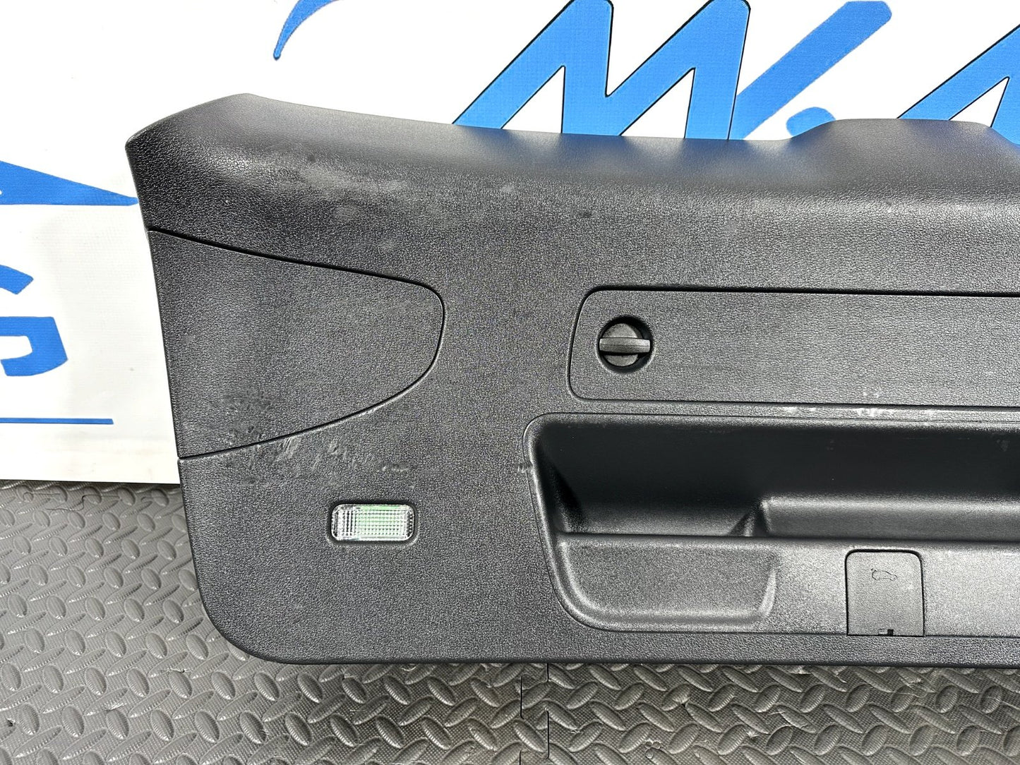 16-19 AUDI A4 B9 AVANT GENUINE BOOTLID/TAILGATE TRIM COVER BLACK 8W9867979