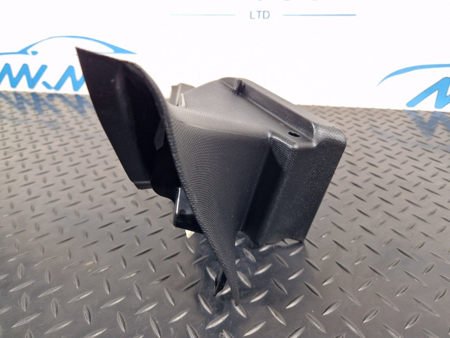 12-18 BMW 4 SERIES F36 M-SPORT REAR TAILGATE UPPER RIGHT SIDE COVERING 7337196