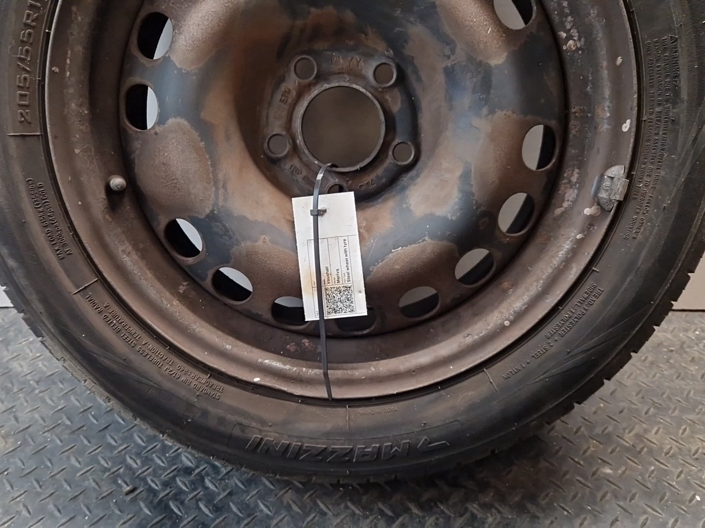 2011 Vauxhall Meriva MK2 (B) (4470) 16" Steel Wheel with Tyre 205/55/16 ~5mm