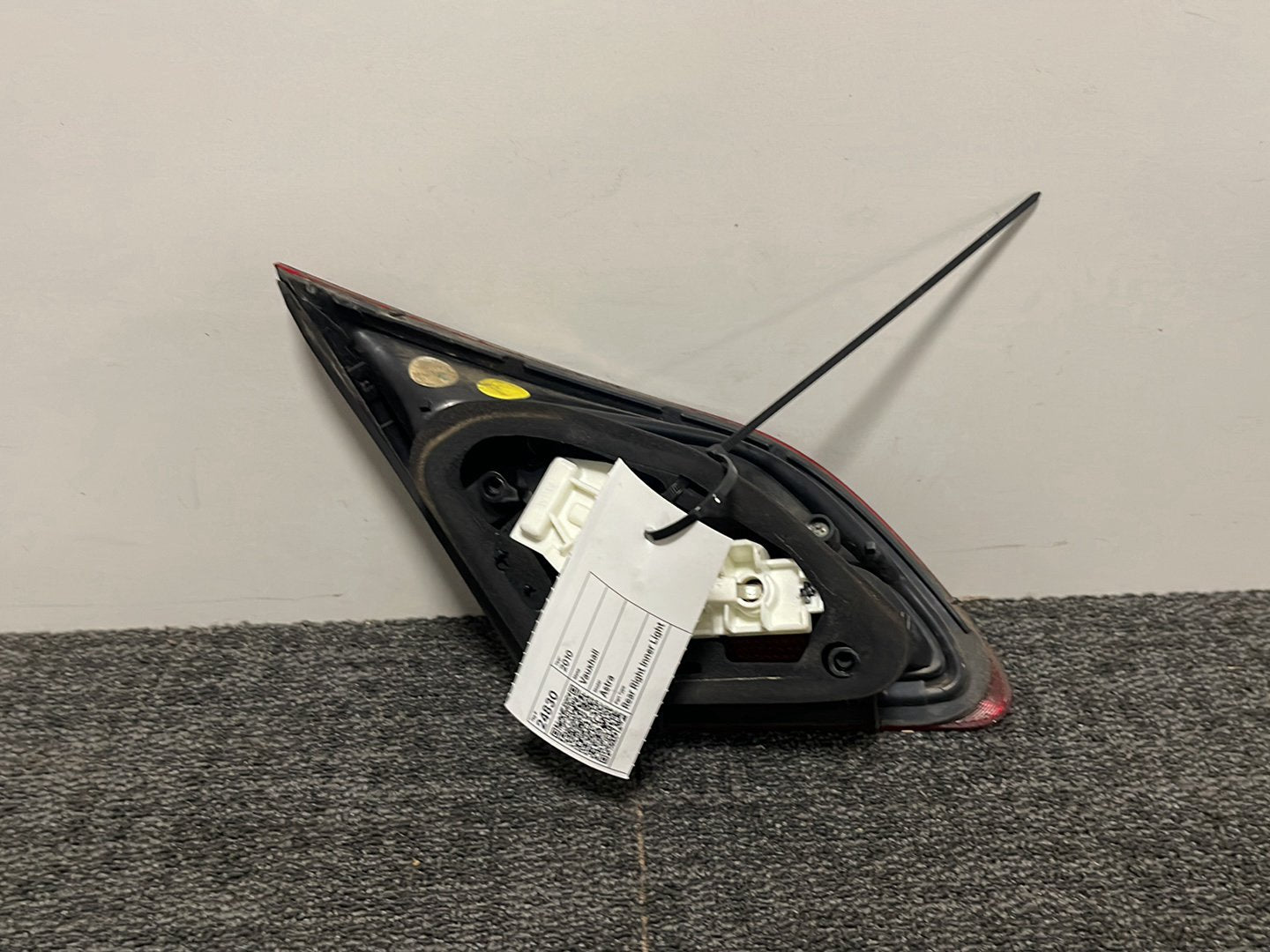2010 Vauxhall Astra MK6 (J) (A3400) Genuine Rear Right O/S Inner Tail Light