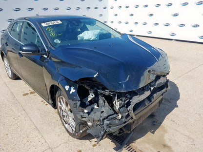 2014 Volvo V40 MK3 (525)