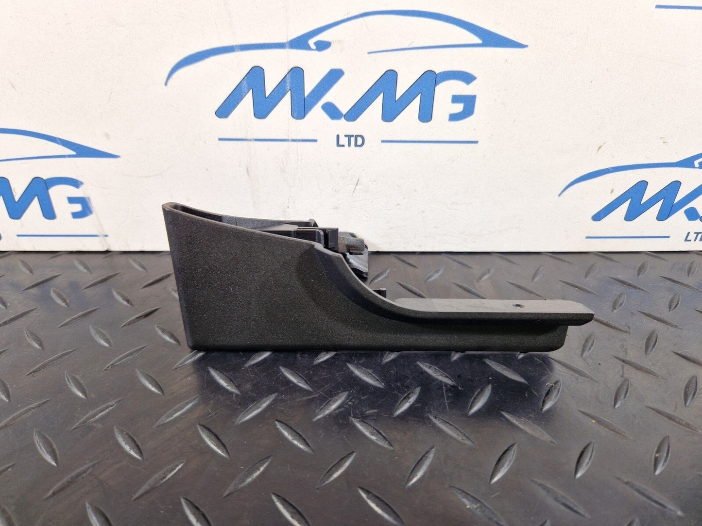 14-21 BMW 2 SERIES 218d GRAN TOURER F46 TRIM COVER RIGHT O/S PANEL 7341908