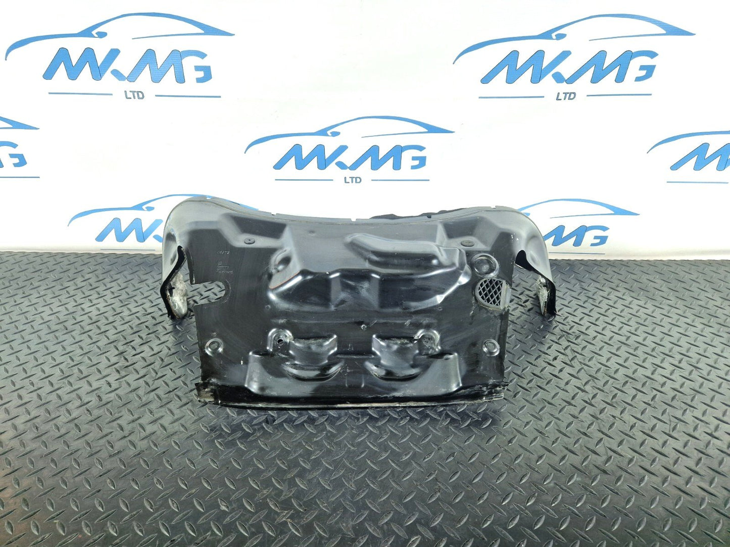 10-15 AUDI Q7 4L OEM ENGINE BAY SCUTTLE PANEL WATER BOX COVER 7L6819523C