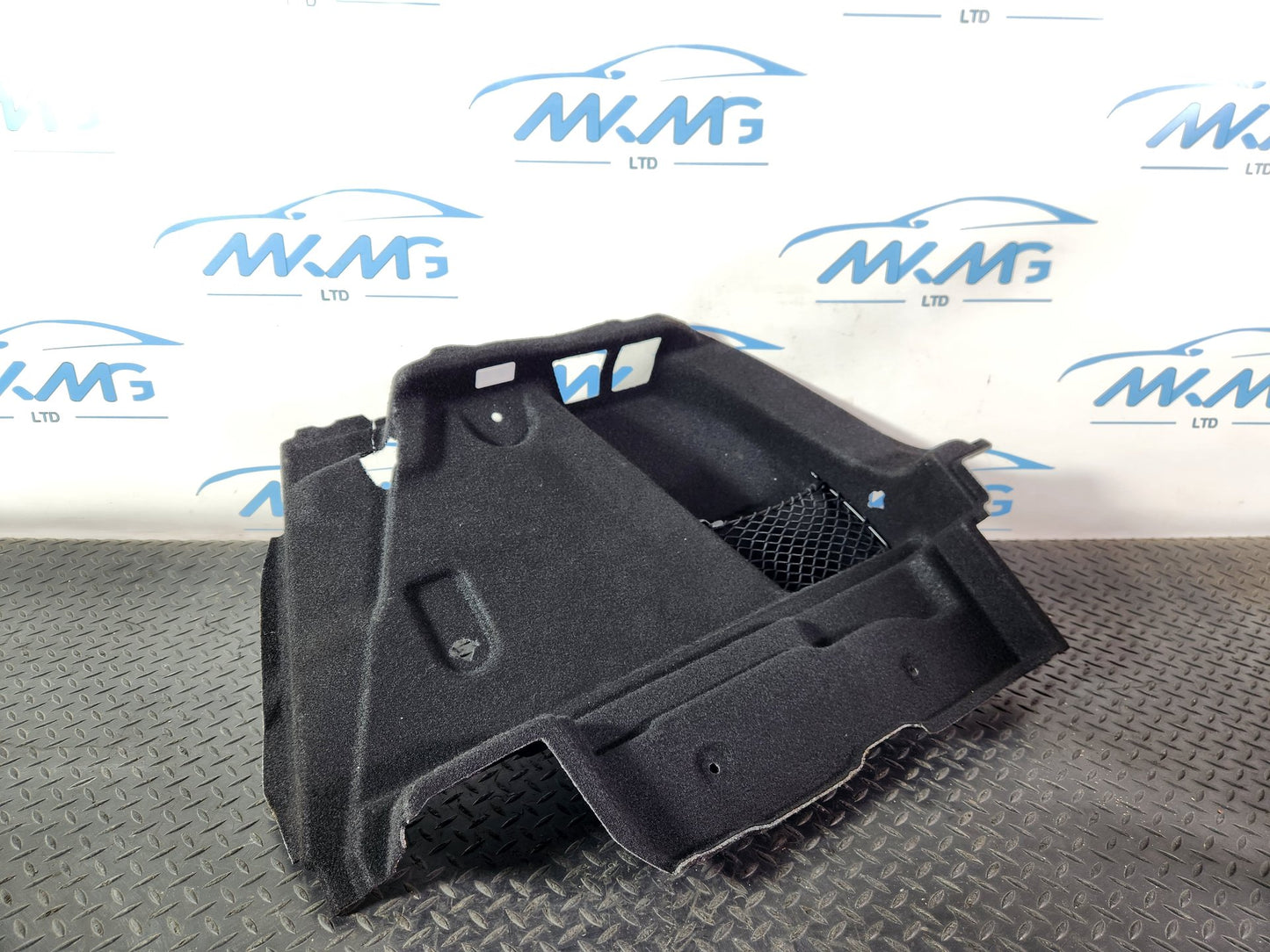 BMW 118i F40 Rear Right O/S Driver Boot Trunk Cover Panel 5A26BB6-01