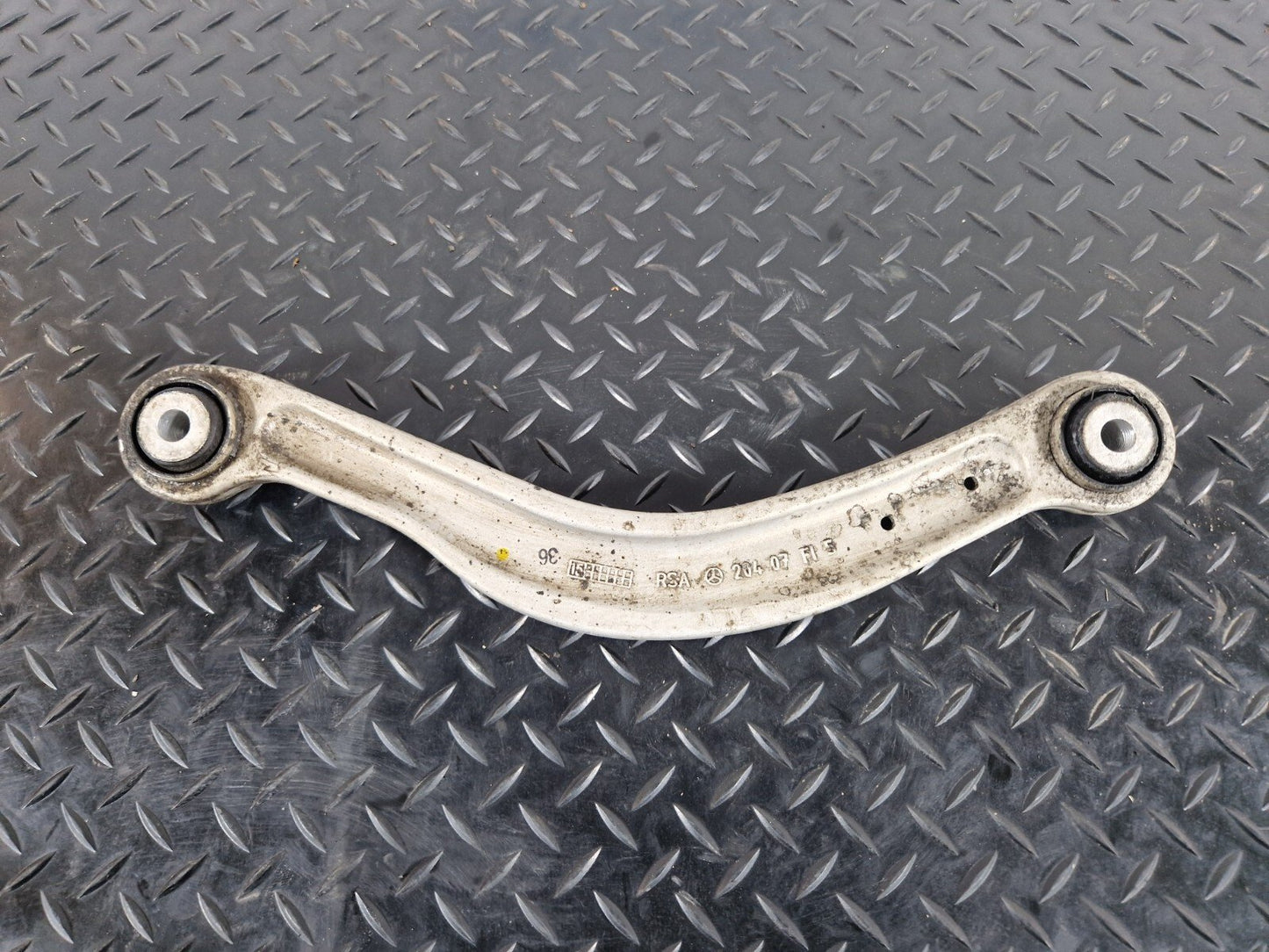 14-21 MERCEDES BENZ C300h W205 NEARSIDE REAR LEFT SUSPENSION CONTROL ARM 20407FI