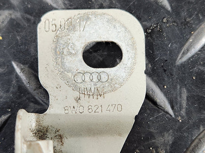 16-19 AUDI A4 B9 GENUINE FRONT RIGHT DRIVER SIDE WING BRACKET 8W0821470