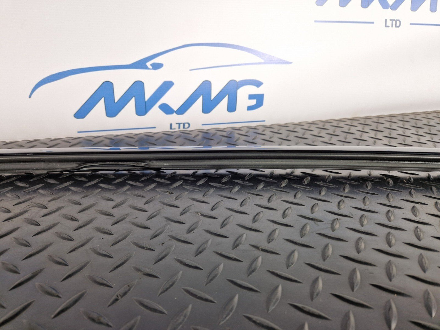 BMW 420d F36 Genuine Left N/S Passenger Window Roof Rail Finisher 7332537