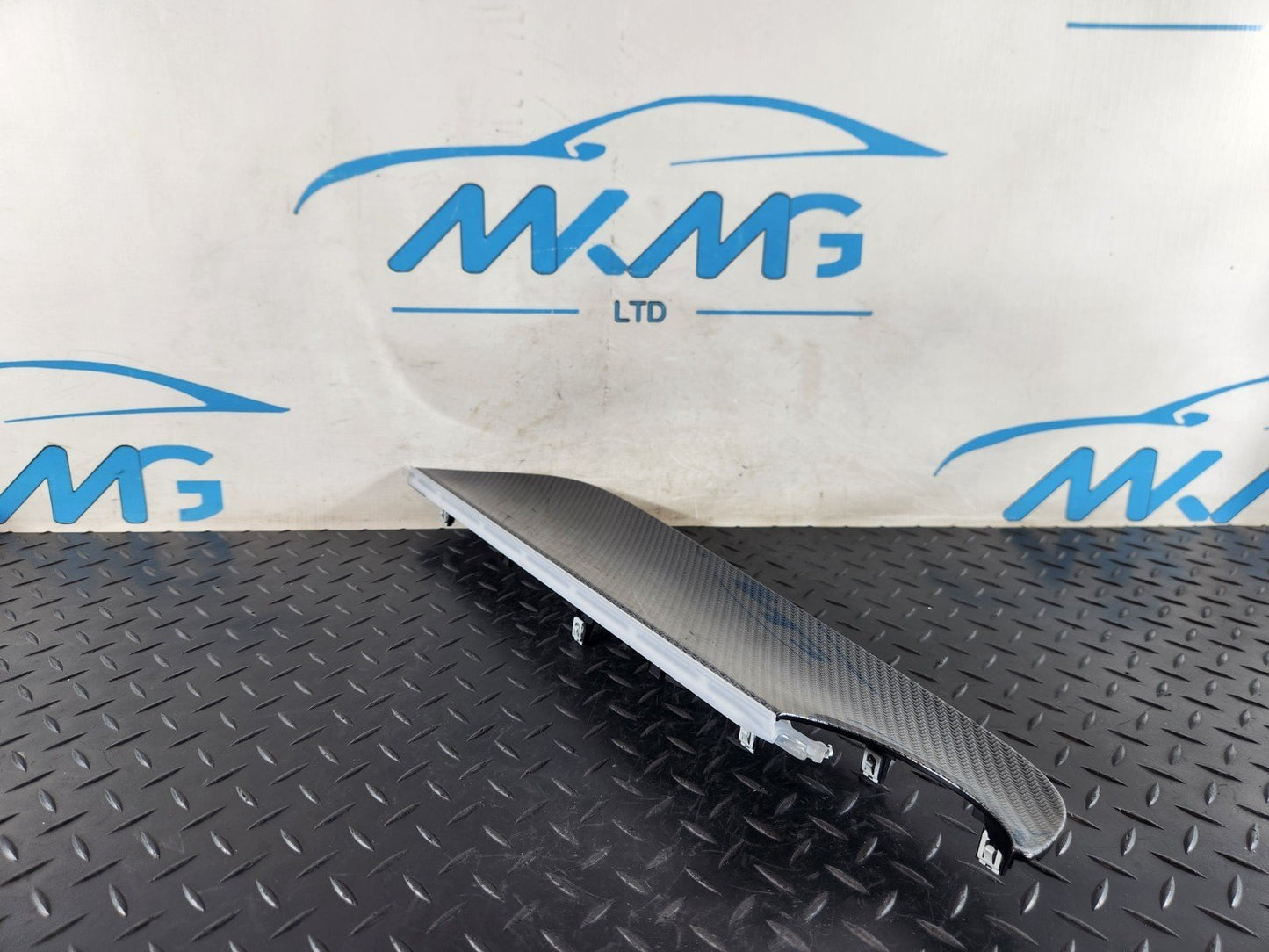 19-ON MERCEDES BENZ B CLASS W247 DASHBOARD TRIM + AMBIENT LIGHT A2476803204