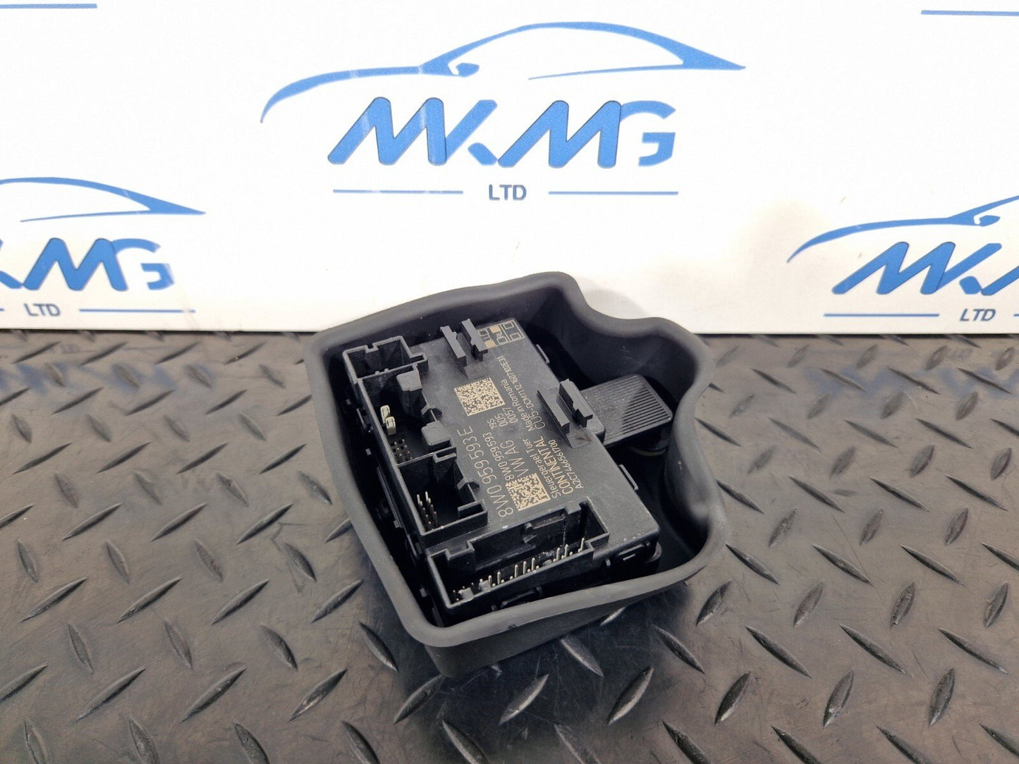 Audi Unknown Part Type 8W0959593E