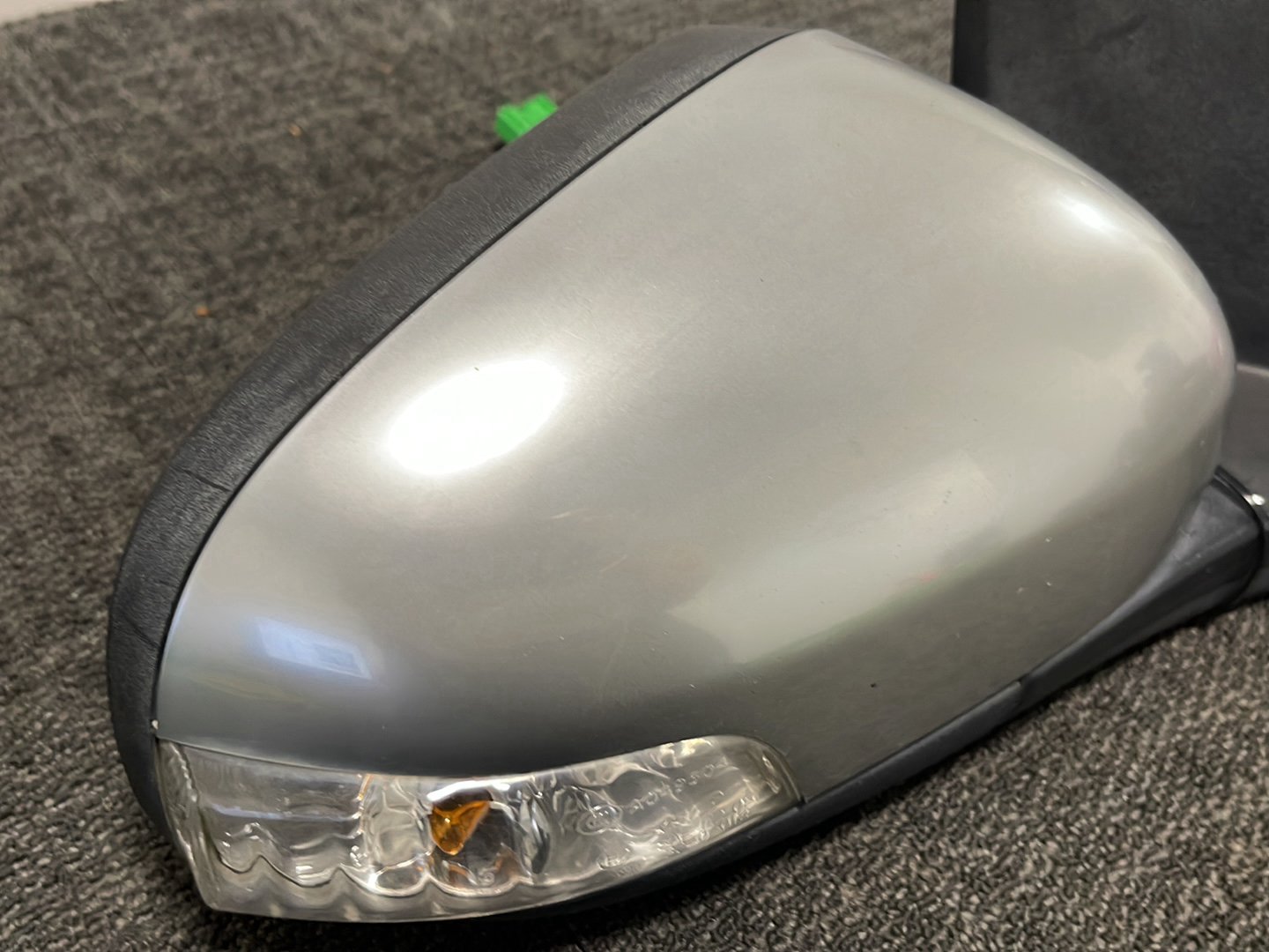 Volvo C30 MK1 FL (MK) (533) Coupe Genuine Front Right OS Driver Door Wing Mirror