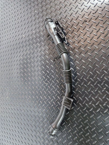 11-19 MERCEDES BENZ ML W166 ADBLUE FILLER PIPE NECK A1664701720