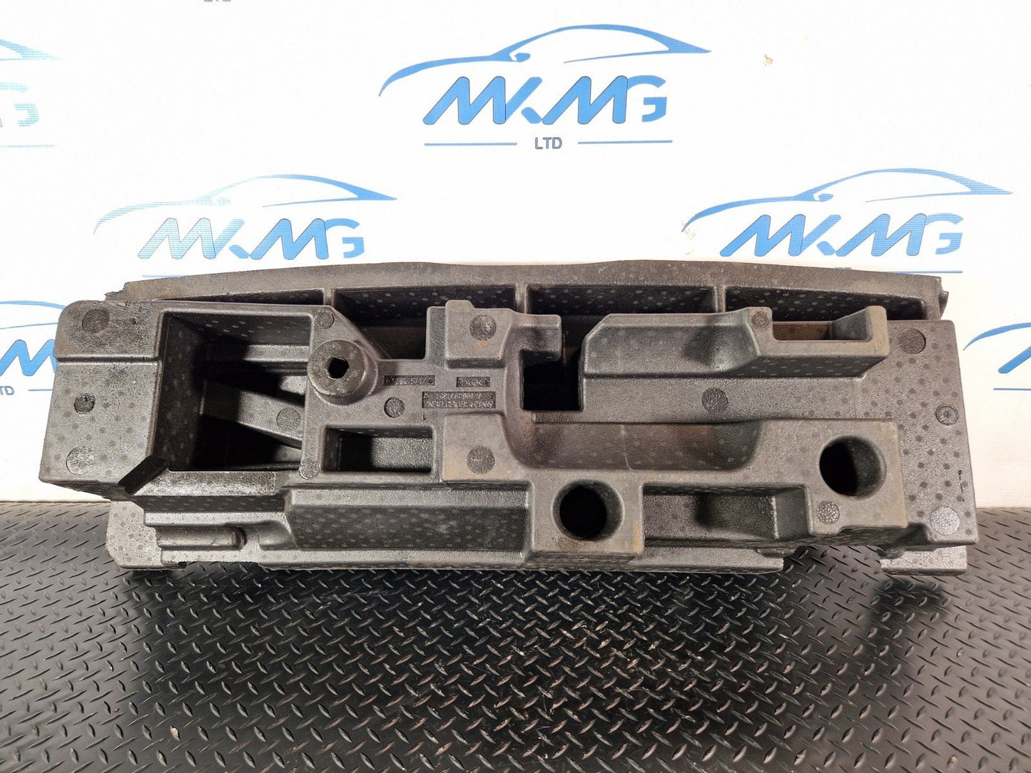 Mercedes-Benz GLE500 GLE-Class W166 Storage Tray Compartment A1668991321