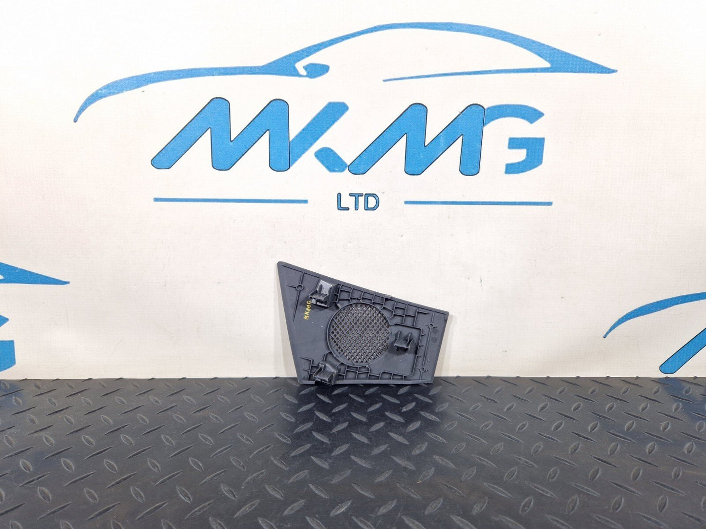 18-ON MERCEDES BENZ SPRINTER W907 W910 RHD RIGHT SPEAKER COVER A91008270400
