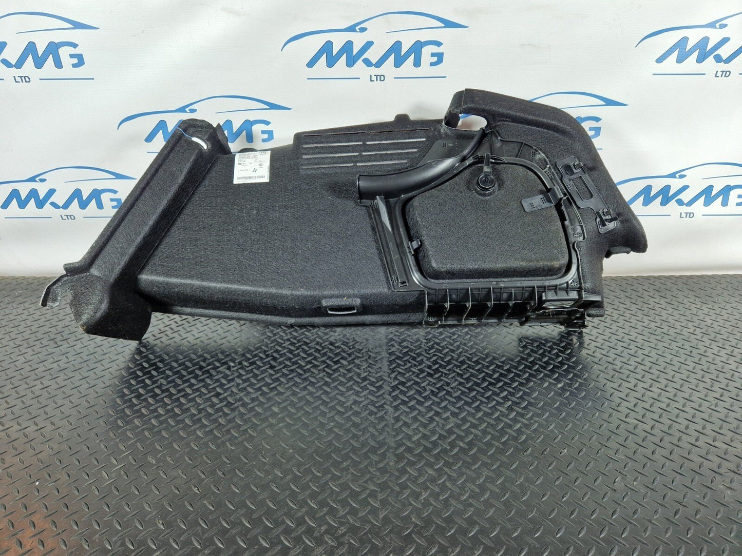 16-19 AUDI A4 B9 GENUINE OEM LEFT N/S REAR INTERIOR BOOT TRIM PANEL 8W5863879AA