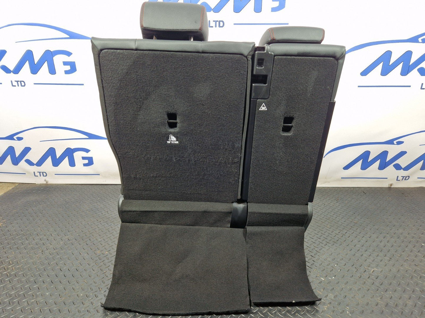 19-ON MERCEDES BENZ B CLASS W247 REAR LEFT N/S DOUBLE SEAT WITH BENCH BRACKET
