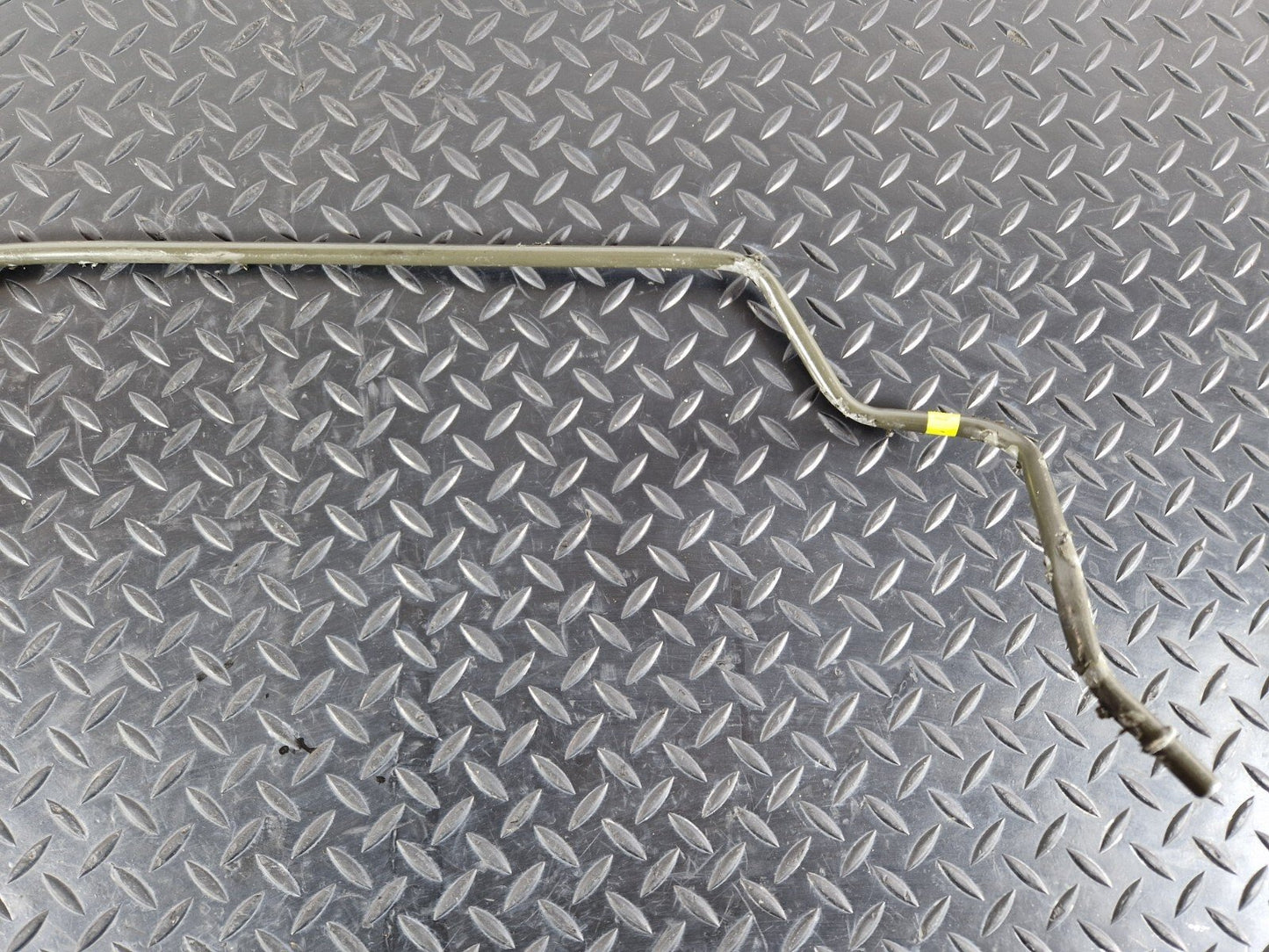 06-17 MERCEDES BENZ SPRINTER W906 OEM FUEL FEED LINE A9064766101