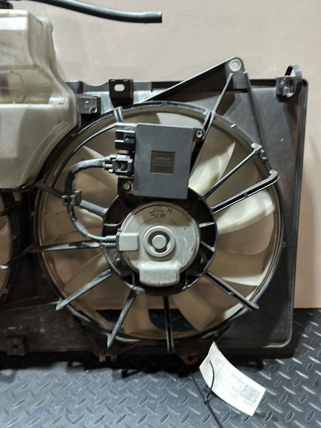 Mazda 6 MK3 (GJ) Saloon Denso Cooling Radiator Fan Housing 268000-7081