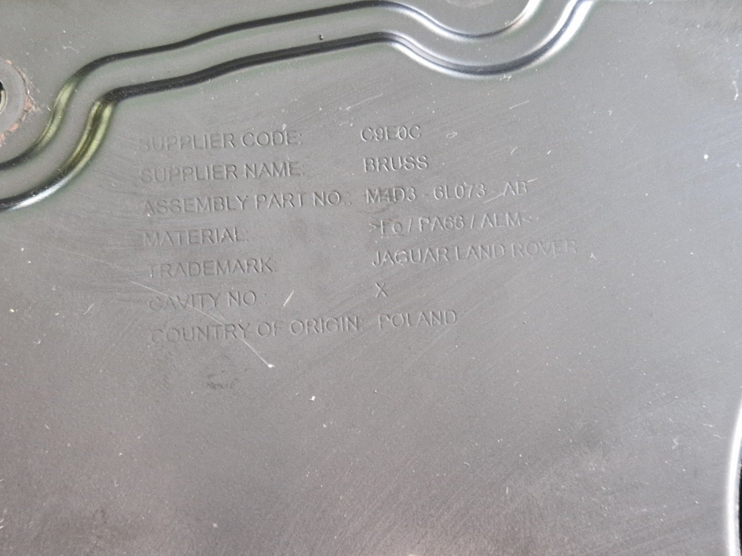 19-ON RANGE ROVER EVOQUE L551 2.0 204DTY GENUINE GASKET FLANGE M4D3-6L073-AB