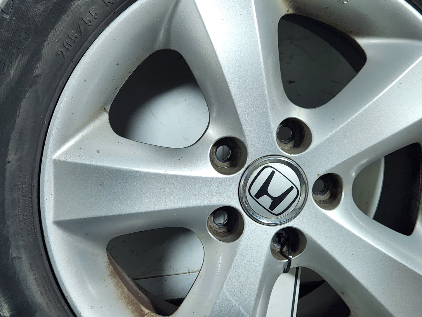 Honda FR-V MK1 (BE57) Genuine 16" Alloy Wheel with Tyre 205/55/16