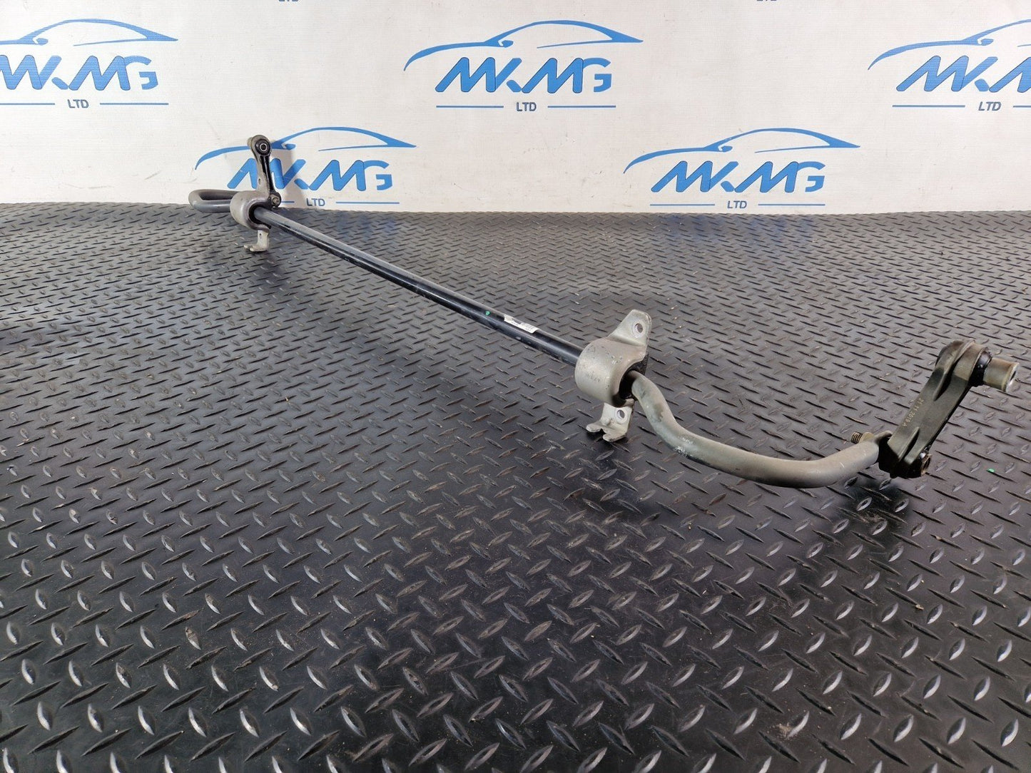 19-ON MERCEDES BENZ B CLASS W247 FRONT ANTI ROLL BAR SWAY BAR A2473200511
