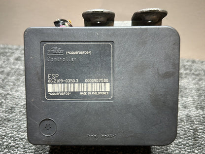 Honda CR-V MK2 (RD88) SUV Genuine ABS Pump Control Module Modulator