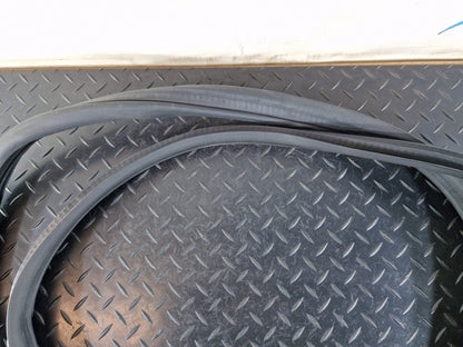 14-20 MERCEDES BENZ GLA X156 REAR DOOR RUBBER SEAL FITS LEFT & RIGHT A1566920176