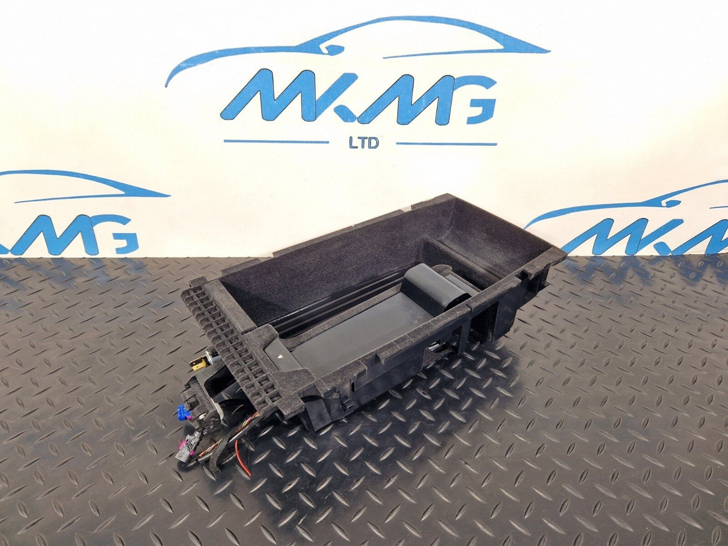 11-18 BMW 6 SERIES F06 CENTER CONSOLE STORAGE TRAY 9237101 9241620