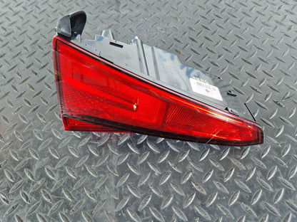 16-19 AUDI A4 B9 GENUINE REAR LEFT O/S/R INNER TAILGATE LIGHT 8W5945075A