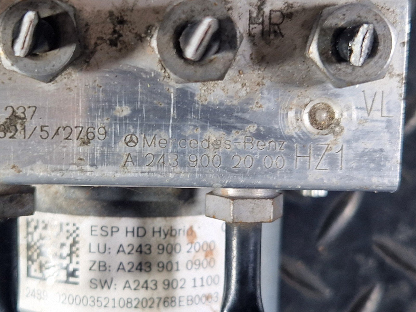 19-ON MERCEDES BENZ A CLASS EQ W177 ABS PUMP A2439010900 A2439002000