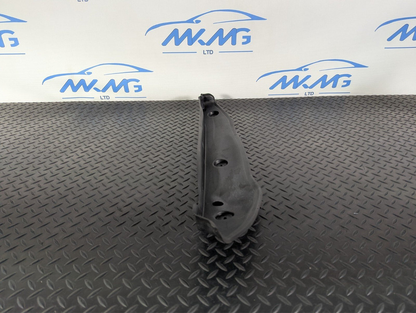 11-19 MERCEDES BENZ ML W166 FRONT LEFT N/S WING FENDER TRIM COVER A1668890125