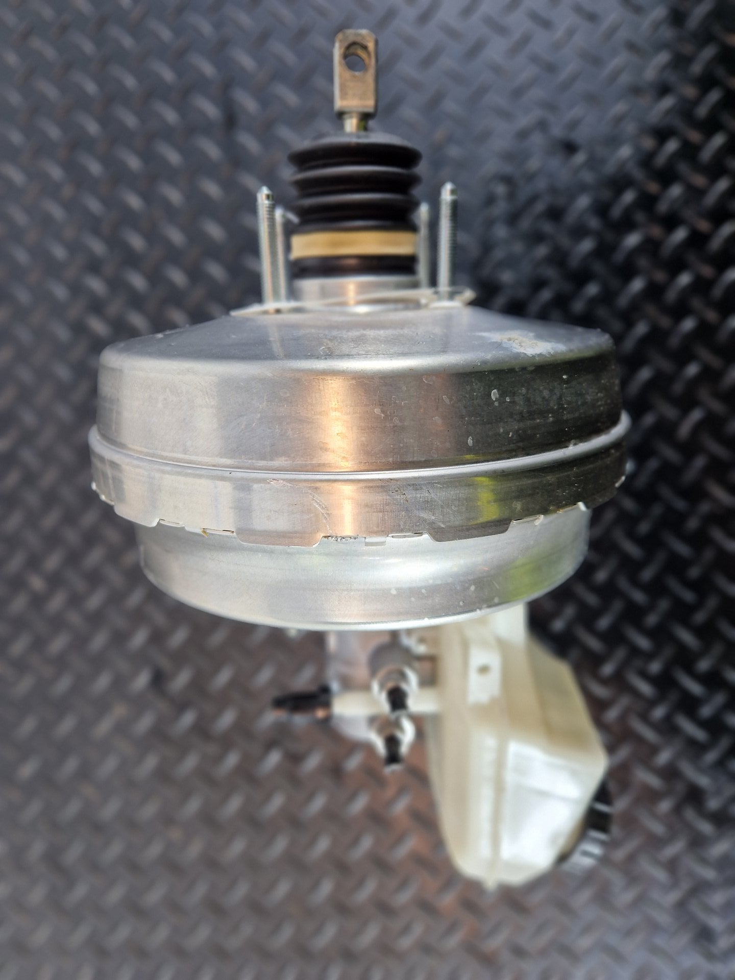 RANGE ROVER EVOQUE L551 2.0 DIESEL BRAKE MASTER CYLINDER AND SERVO K8D2-2B195-AB