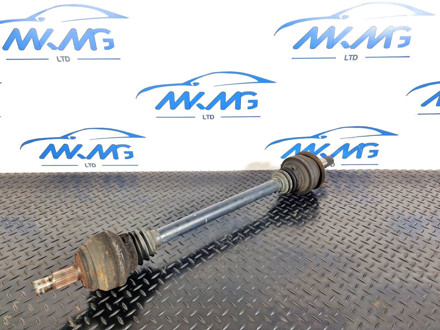 14-21 MERCEDES C350e W205 GENUINE REAR DRIVESHAFT FITS BOTH SIDES A2203570191