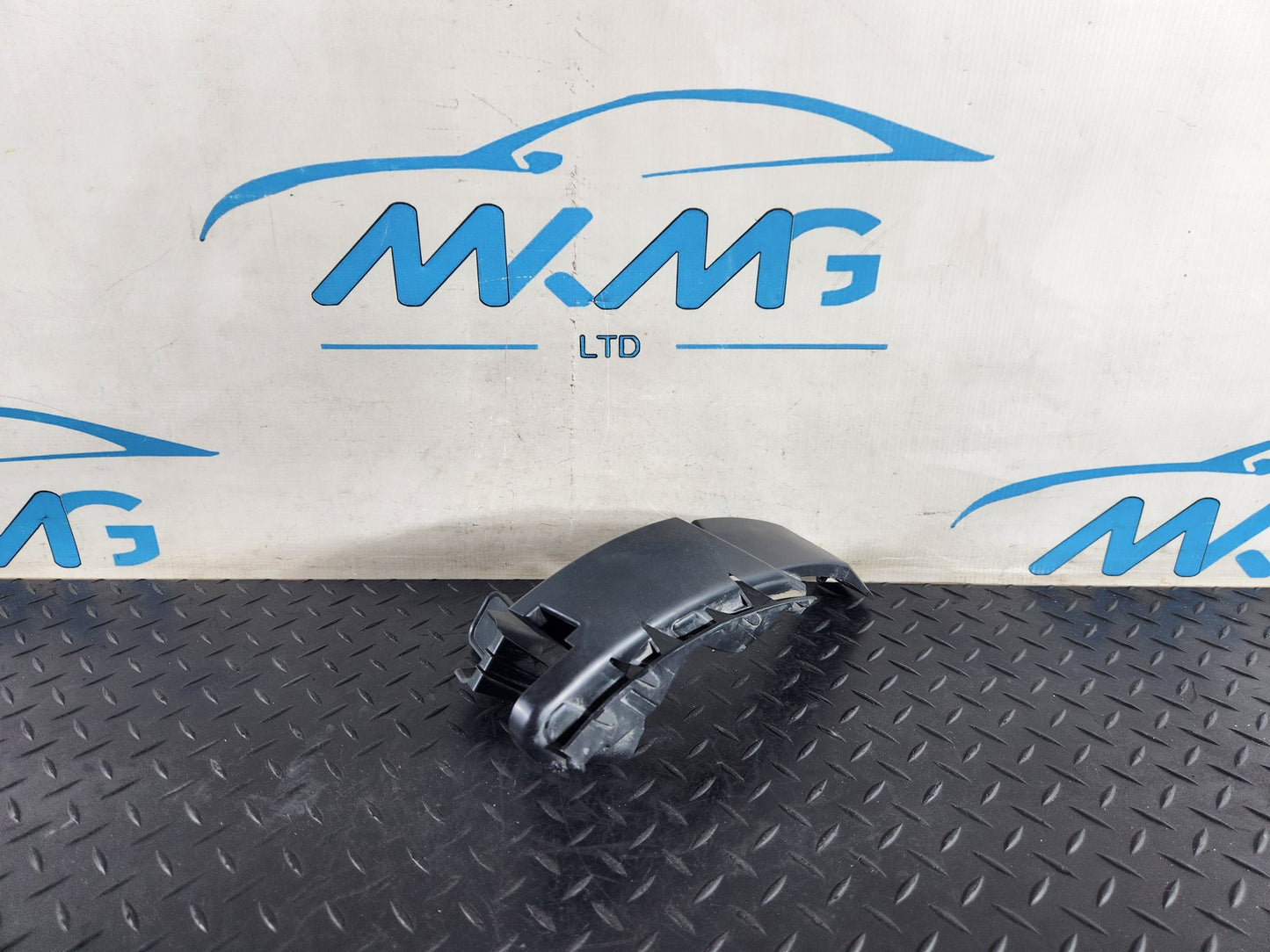 Land Rover Range Rover Evoque L551 Rear Left Bumper Mount Bracket K8D2-17A882-A