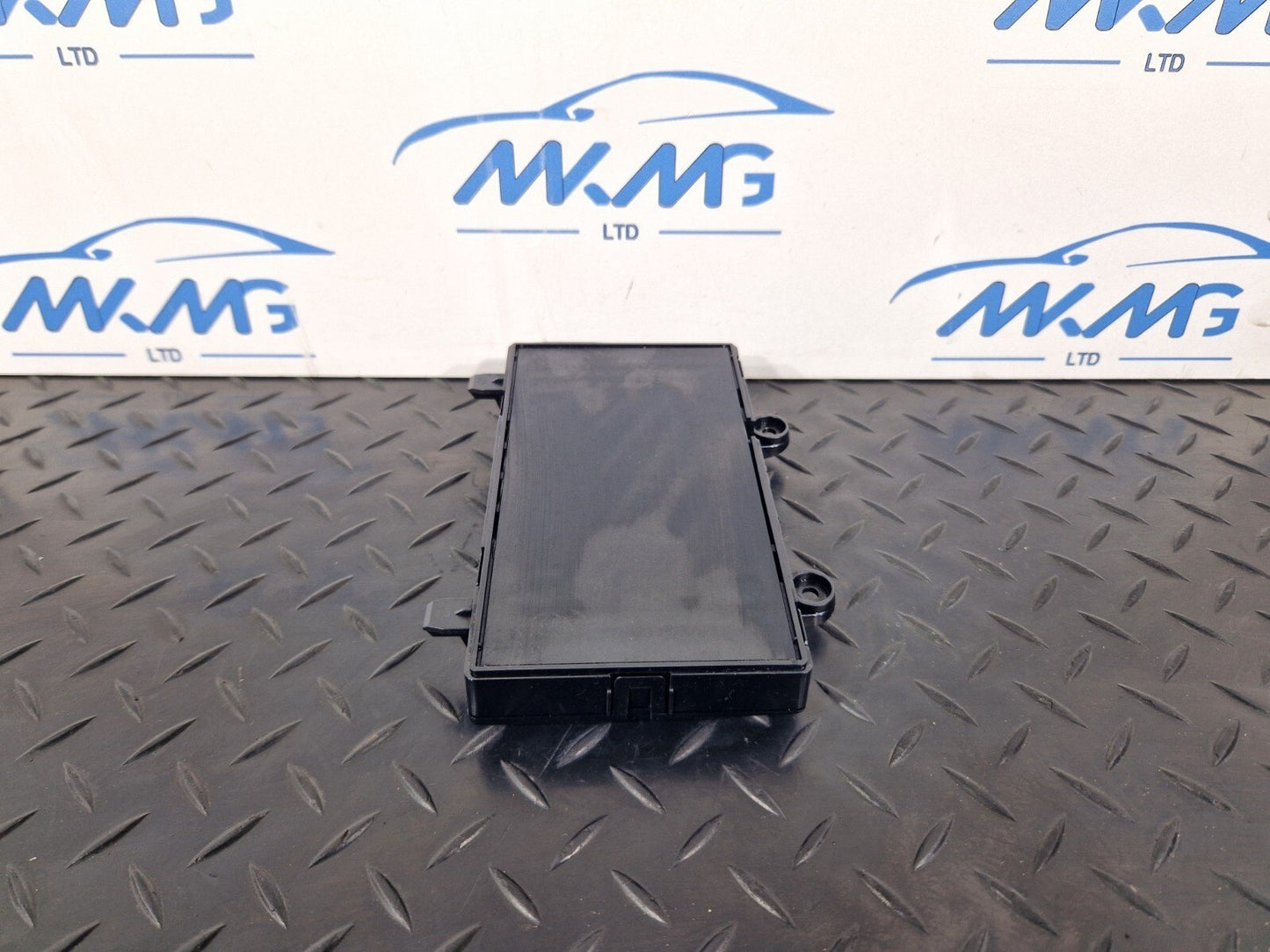 18-ON MERCEDES BENZ A CLASS W177 TELEMATIC CONTROL MODULE A1679008309