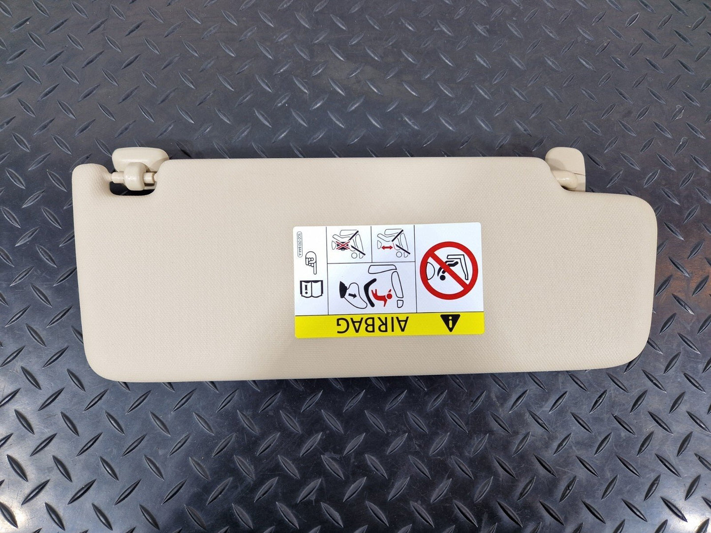 16-24 AUDI A5 F5 FRONT LEFT PASSENGER SIDE SUN VISOR 5G0010844A