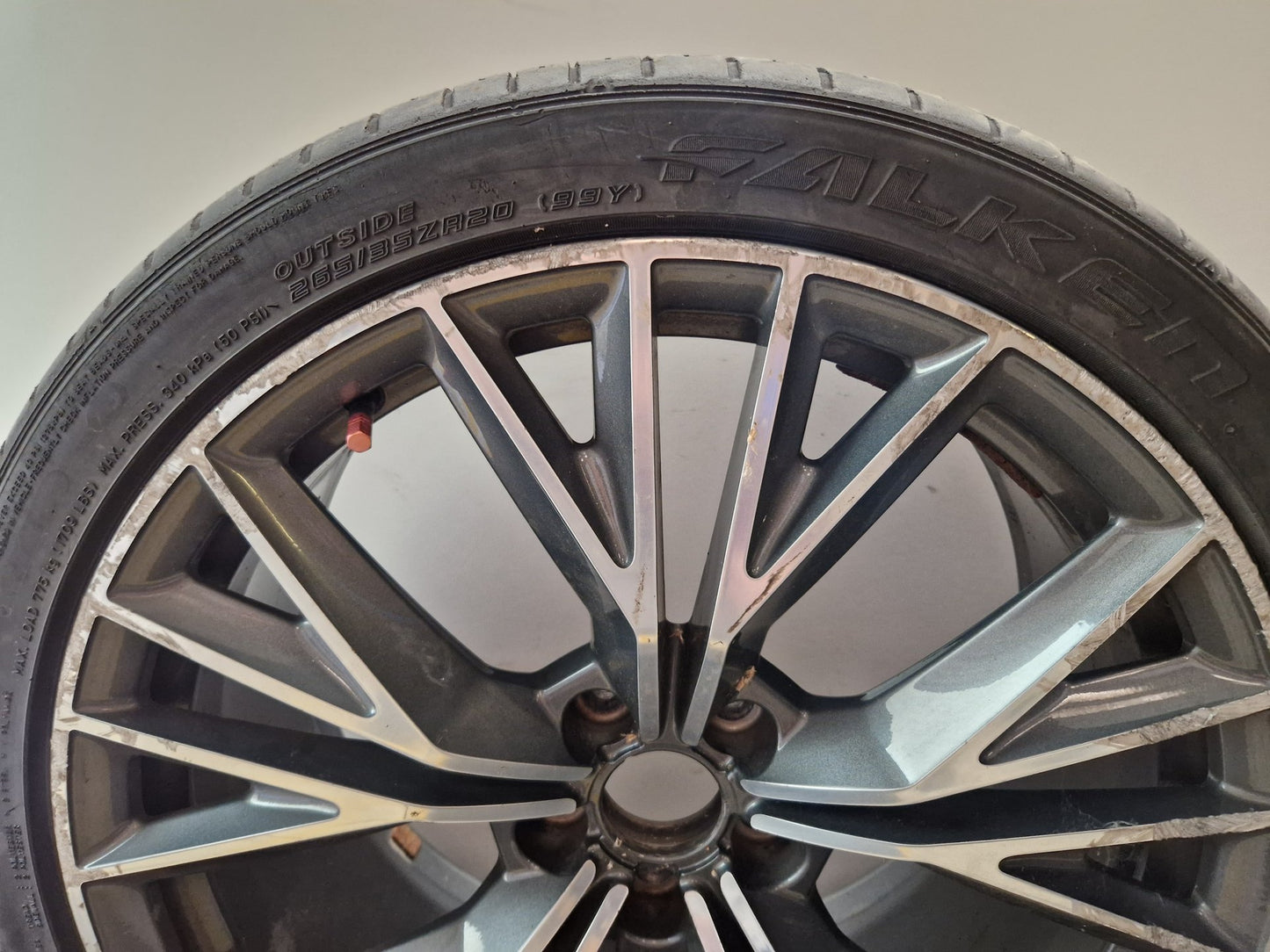 Audi A7 4G 20" Alloy Wheel with Tyre 265/35/20 ~5mm 4G8601025AE