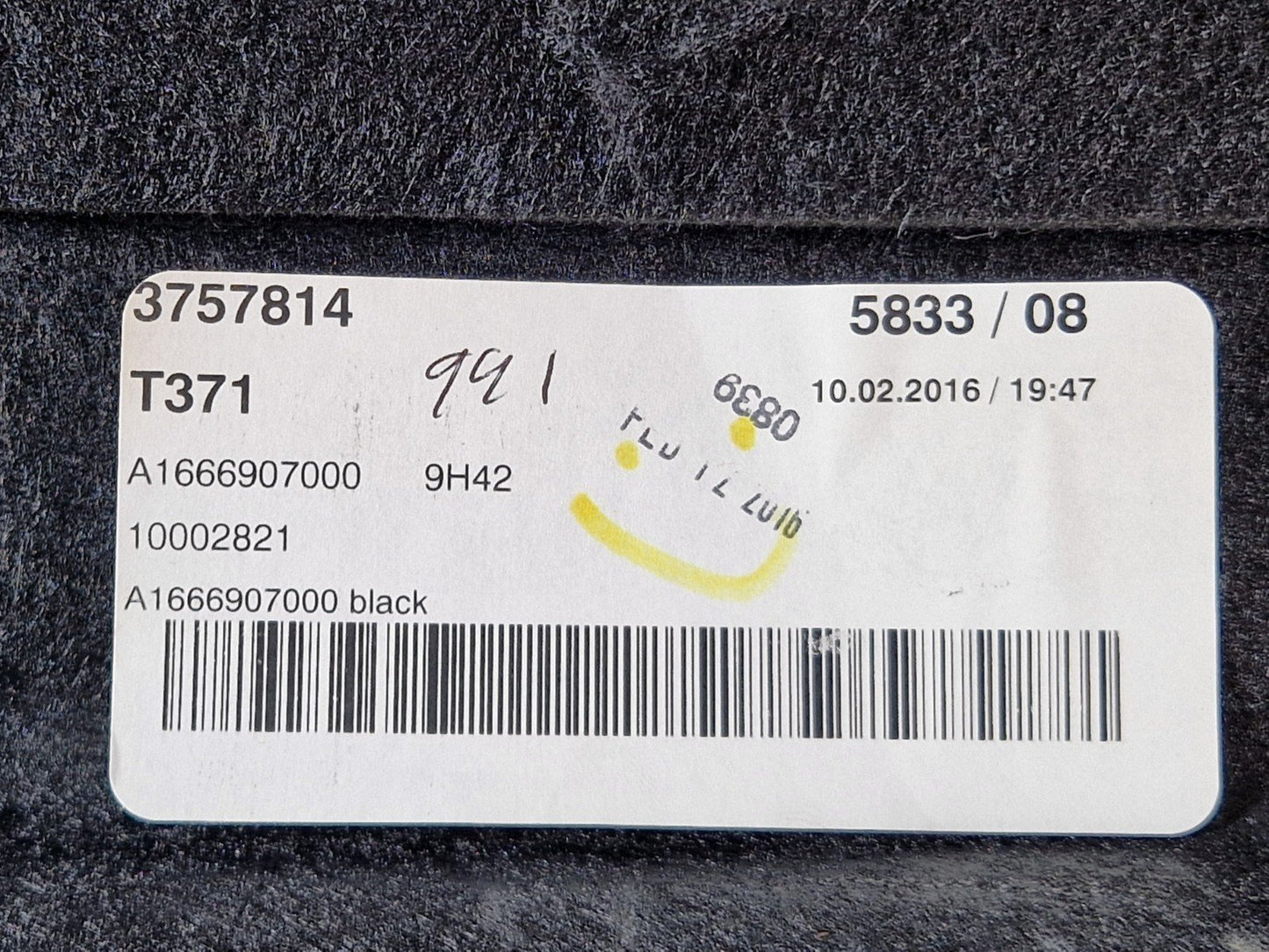 16-19 MERCEDES BENZ GLE W166 GENUINE TRUNK BOOT CARPET A1666907000