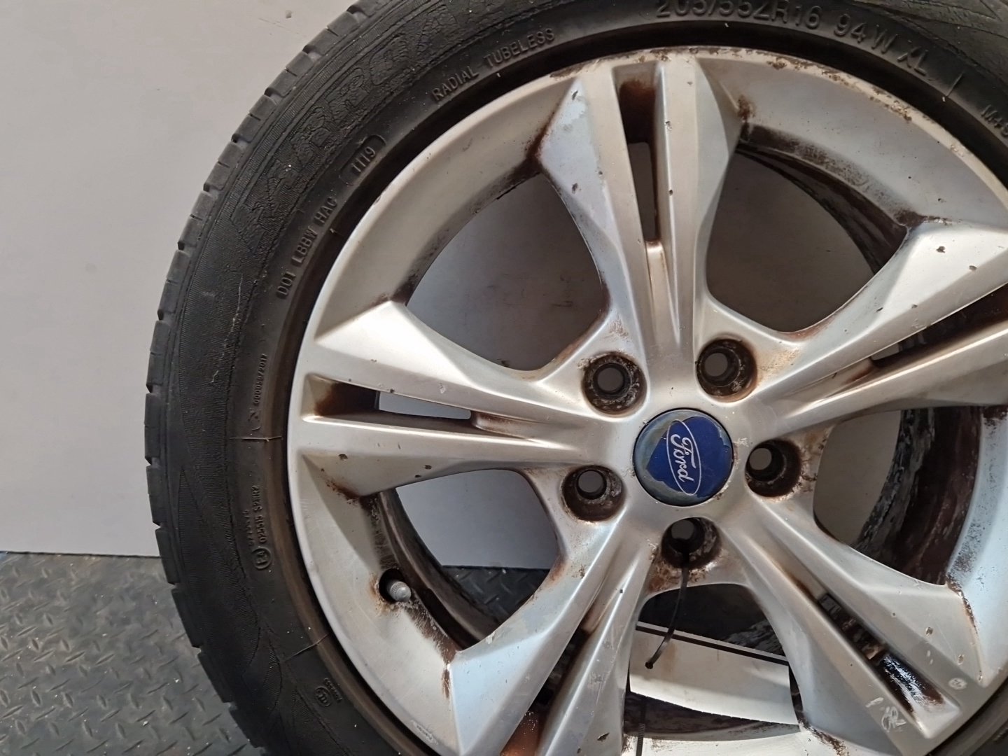 Ford Focus MK3 16" Alloy Wheel with Tyre 205/55/16 ~6mm CM5C-1007-AXA