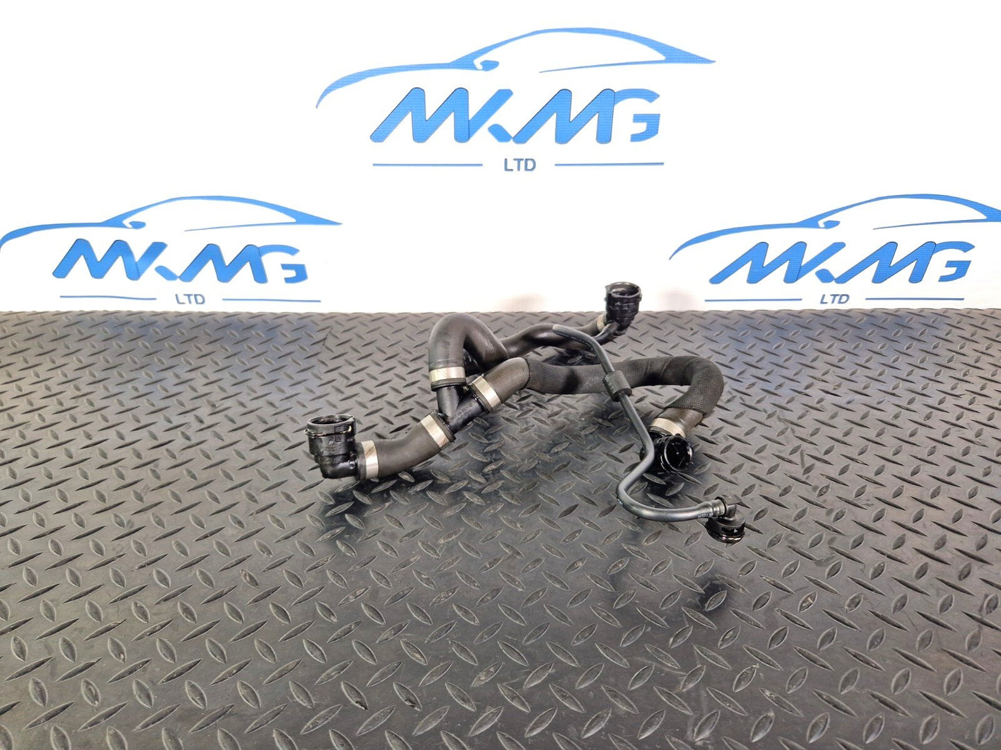 14-21 MERCEDES BENZ C300h W205 GENUINE CIRCULATION PUMP HEATING & COOLANT HOSES