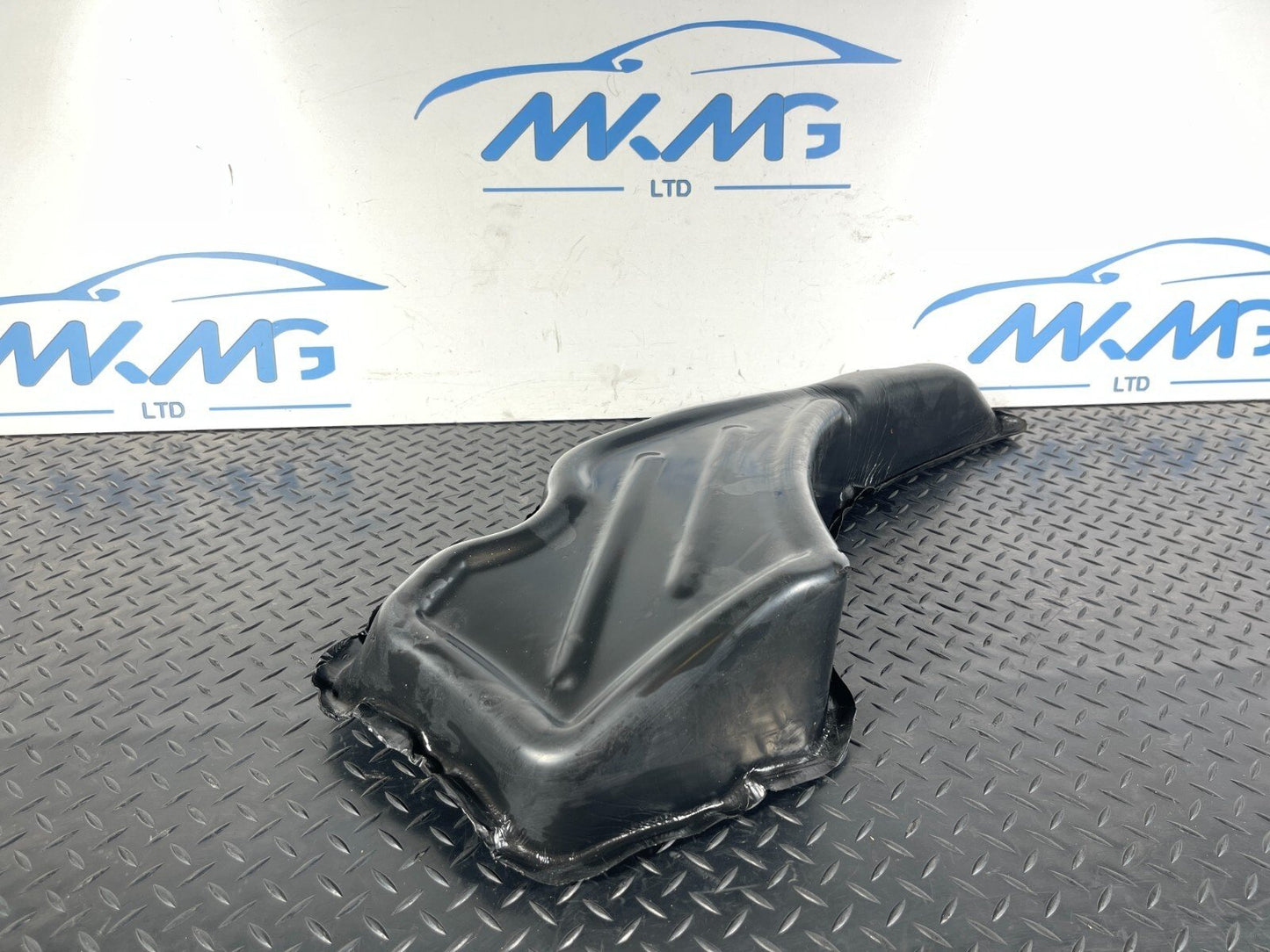 16-22 BMW X1 F48 SOUND INSULATING FRONT WING PANEL LEFT PASSENGER SIDE 7398419