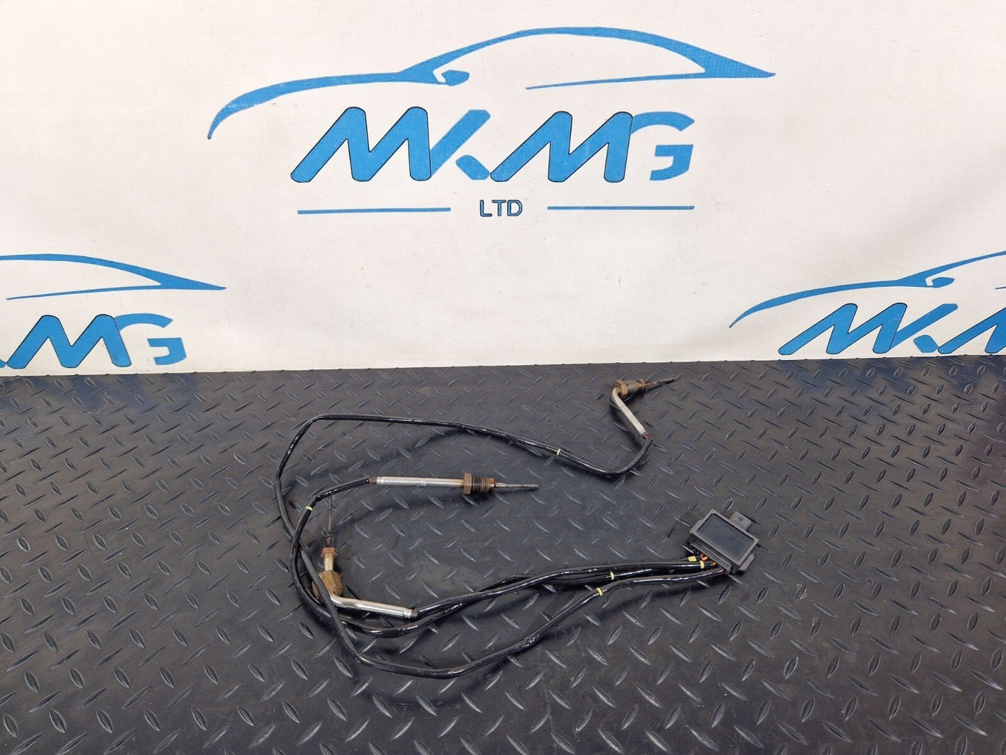 19-ON MERCEDES BENZ A CLASS W177 EXHAUST TEMPERATURE SENSOR A0009053806